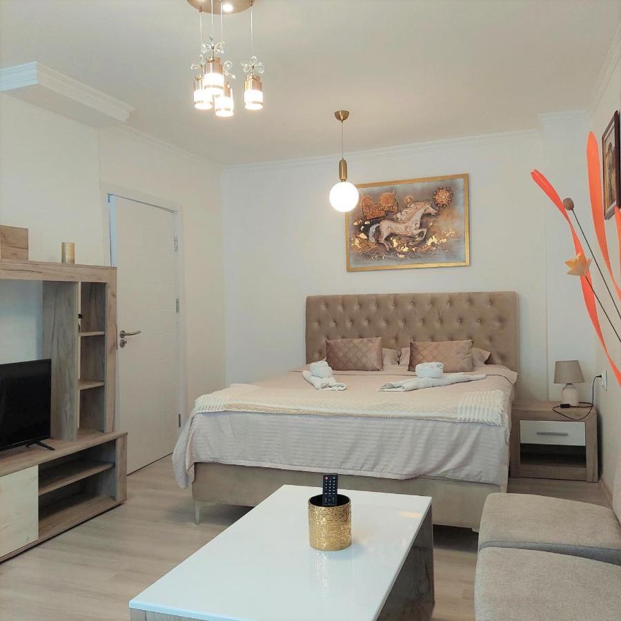 City Lux Square Apartments Skopje Ngoại thất bức ảnh