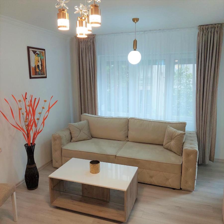 City Lux Square Apartments Skopje Ngoại thất bức ảnh